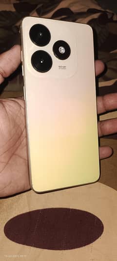 techno 8/128 in 4 months warranty