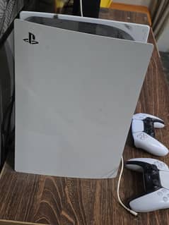 Ps5 (japan) with 2 controllers