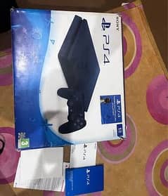PS4 slim 1 TB