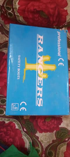 safety shoes for man