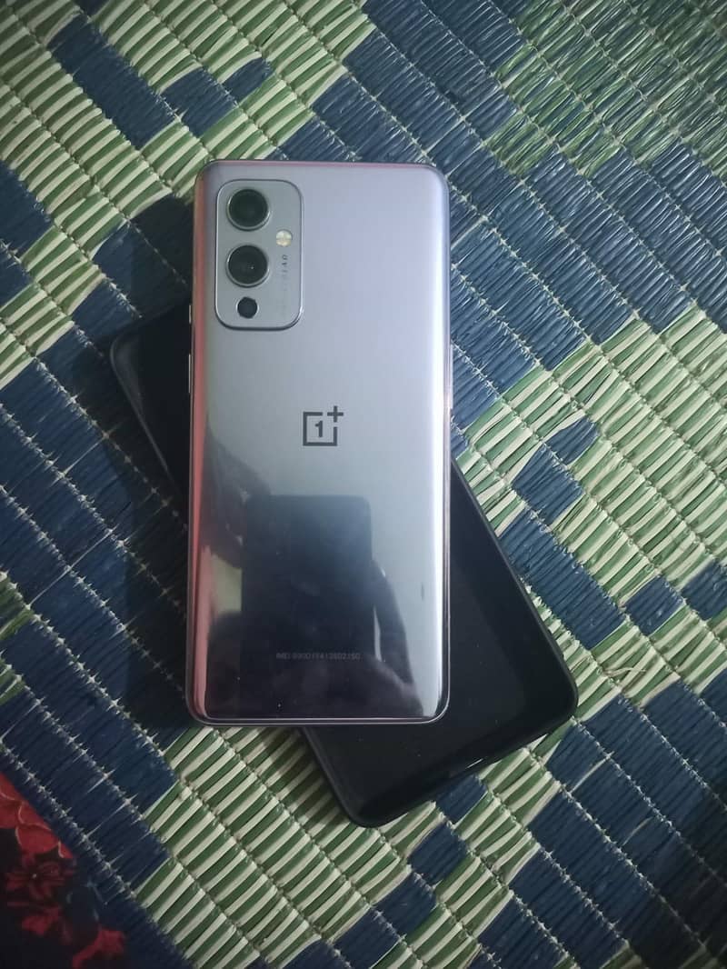 one plus 9 like a new condition 0