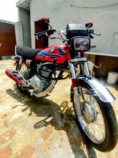 2024 Moel 125. With Double Samaan. Full Tyaar Motorcycle Hai.