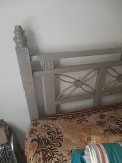 Iron Bed - Queen sizr 18 guage