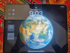 Ipad pro M2 128gb 10/10  silver color 120fps and 13  inch display