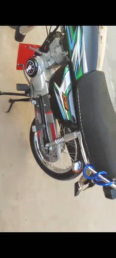 boht pyari bike kam use ki