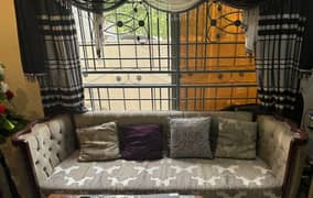 6 Seater Sofa in VIP Condition for Sale