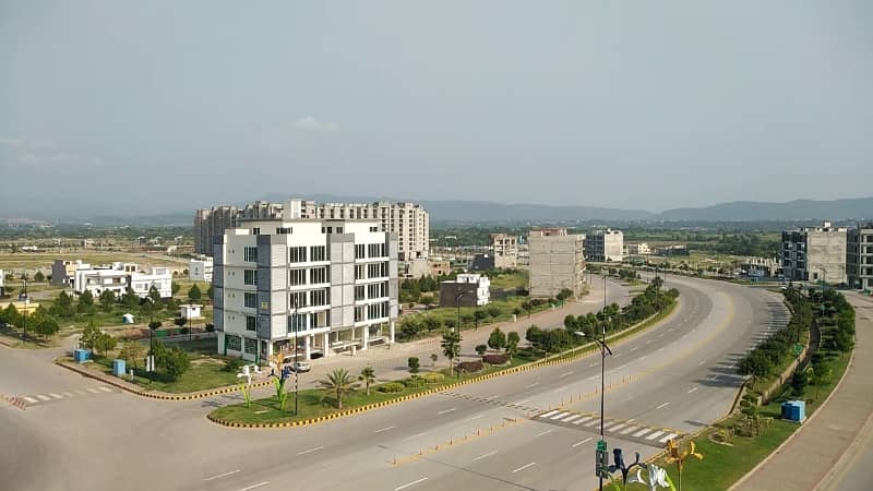 10 Marla Residential Plot In Only Rs. 15000000 3