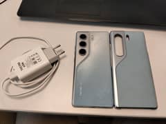 Tecno camon 40 pro curved amolad display white