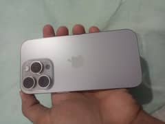 Apple iPhone 16 Pro