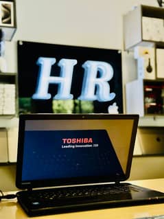 TOSHIBA SATELLITE CORE I5 4th GEN 8GB 512GB ULTRA SLIM 4 hours backup