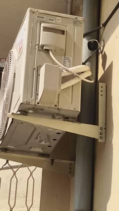 Dawlance full DC inverter