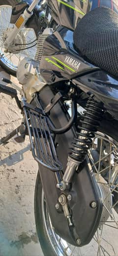 Yamaha YB125Z