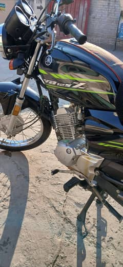 Yamaha YB125Z
