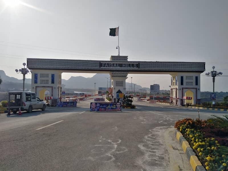 Prime Location Residential Plot Sized 1800 Square Feet In Faisal Hills - Block C 7