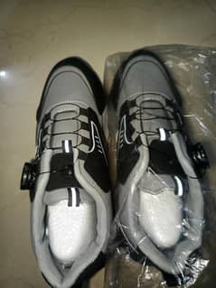 Jogger shoes