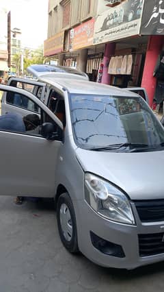 Suzuki wagon R vxr all seals are geniuon minor touching