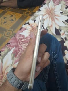 iPhone 7+ 128 gb pta approved urgent sale