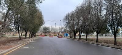 Prime Location Residential Plot For sale In Royal Enclave - Block A