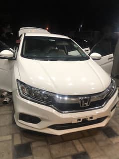 Honda city 1.5 full option cruise control auto and manual