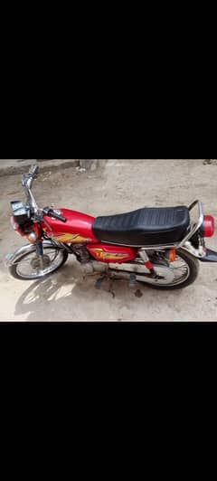 Honda 125 2018 Karachi Sealed Engine Urgent Sale