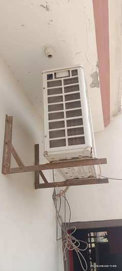 Ac urgent for sale