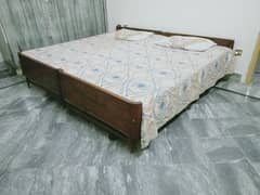 دو عدد سنگل بیڈذ برائے فروخت (خالص لکڑی)
