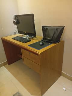 study table /0ffice table for sale