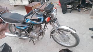 Antique Honda 125 2011 model up for sale
