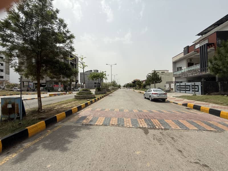 T&Amp;T F. 17 35*70 Minimum Price Plot For Sale On Good Location First Come First Avail 19