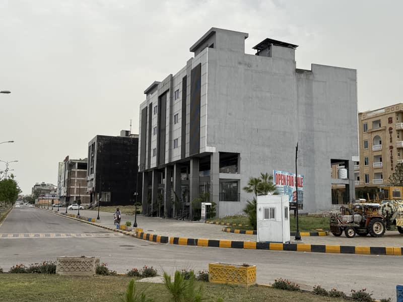 1 Kanal Plot For Sale In F. 17 Mpchs 480 Series This Plot Is On Good Location First Come First Avail 6