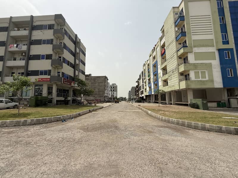 1 Kanal Plot For Sale In F. 17 Mpchs 480 Series This Plot Is On Good Location First Come First Avail 23