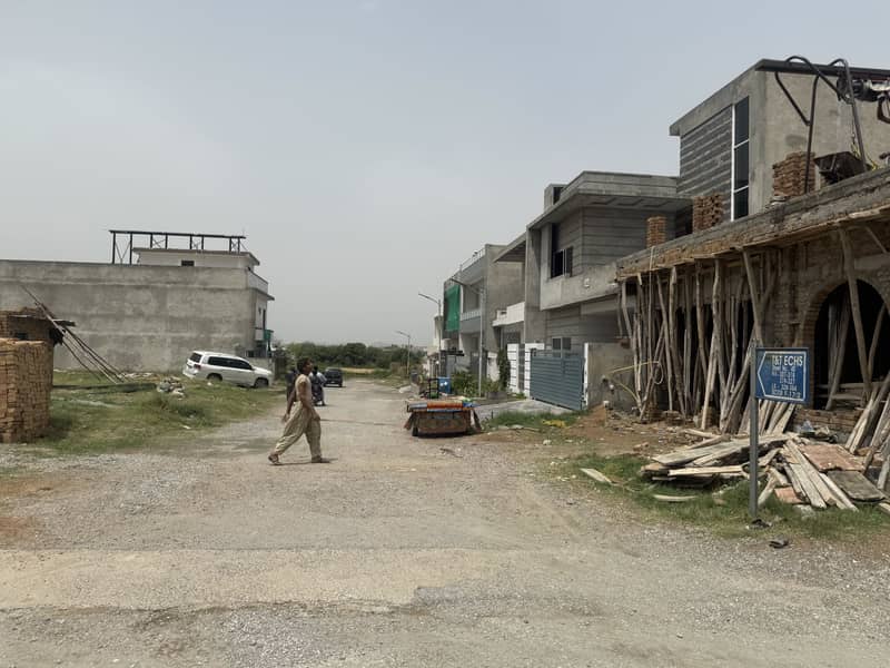 1 Kanal Plot For Sale In F. 17 Mpchs 480 Series This Plot Is On Good Location First Come First Avail 29