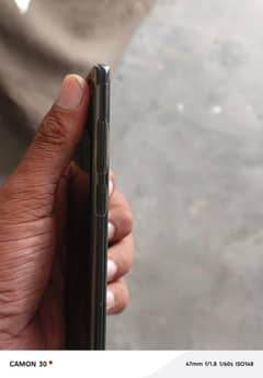samsung note 8 6 gb 64 gb                    desply me dot hy pech hy