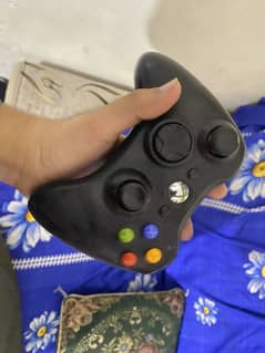 Xbox 360E used like new for sale with original 500gb ssd