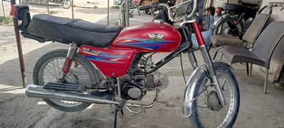 good bike Dulux Ka tra chalta ha