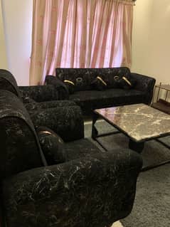 5 seater sofa new condition