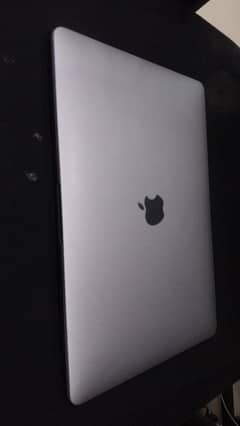 MacBook Pro 2017 - 13" | 16GB RAM | 256GB SSD