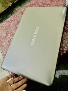 Core i5 3rd Gen , 128 ssd + 4 gb ram , just like new big laptop