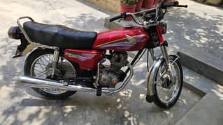 Honda 125 2001 Model Red Colour