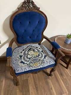 Coffee Table & Chairs