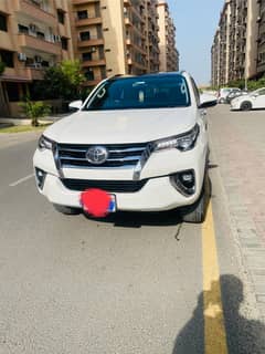 Toyota Fortuner V 2021