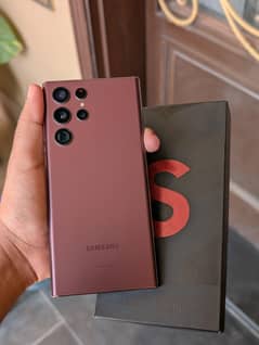 Samsung Galaxy S22 Ultra – 12GB / 256GB – Burgundy | Approved