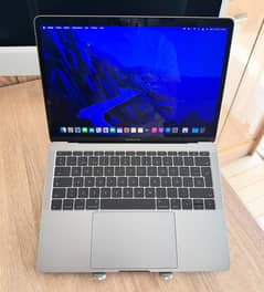 MacBook