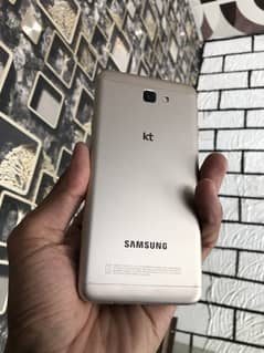 J7 prime