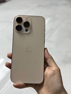 iPhone 16 pro max 10/10 condition