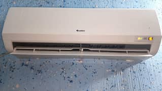 Gree split Ac ( non inverter) good condition ready to use