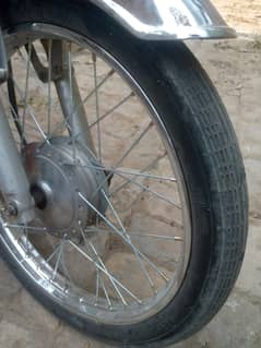 Honda CD 70 2016