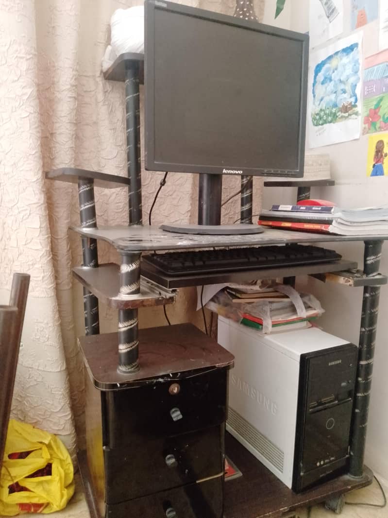 computer set with computer table 1