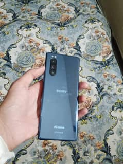 sony xperia 5