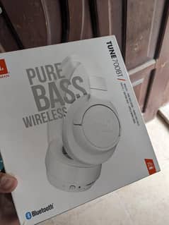 JBL 700BT wireless